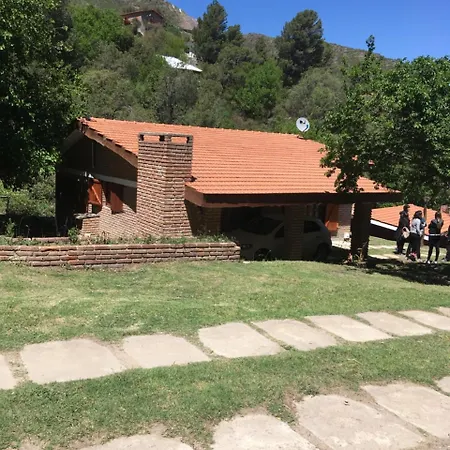 Cabanas El Tirol La Falda Exterior photo